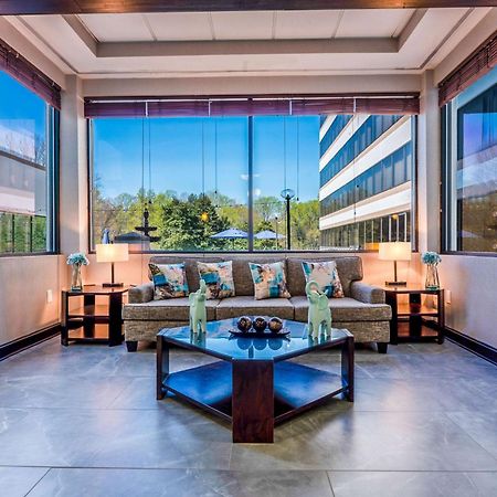 Doubletree By Hilton South Charlotte Tyvola Hotel Bagian luar foto