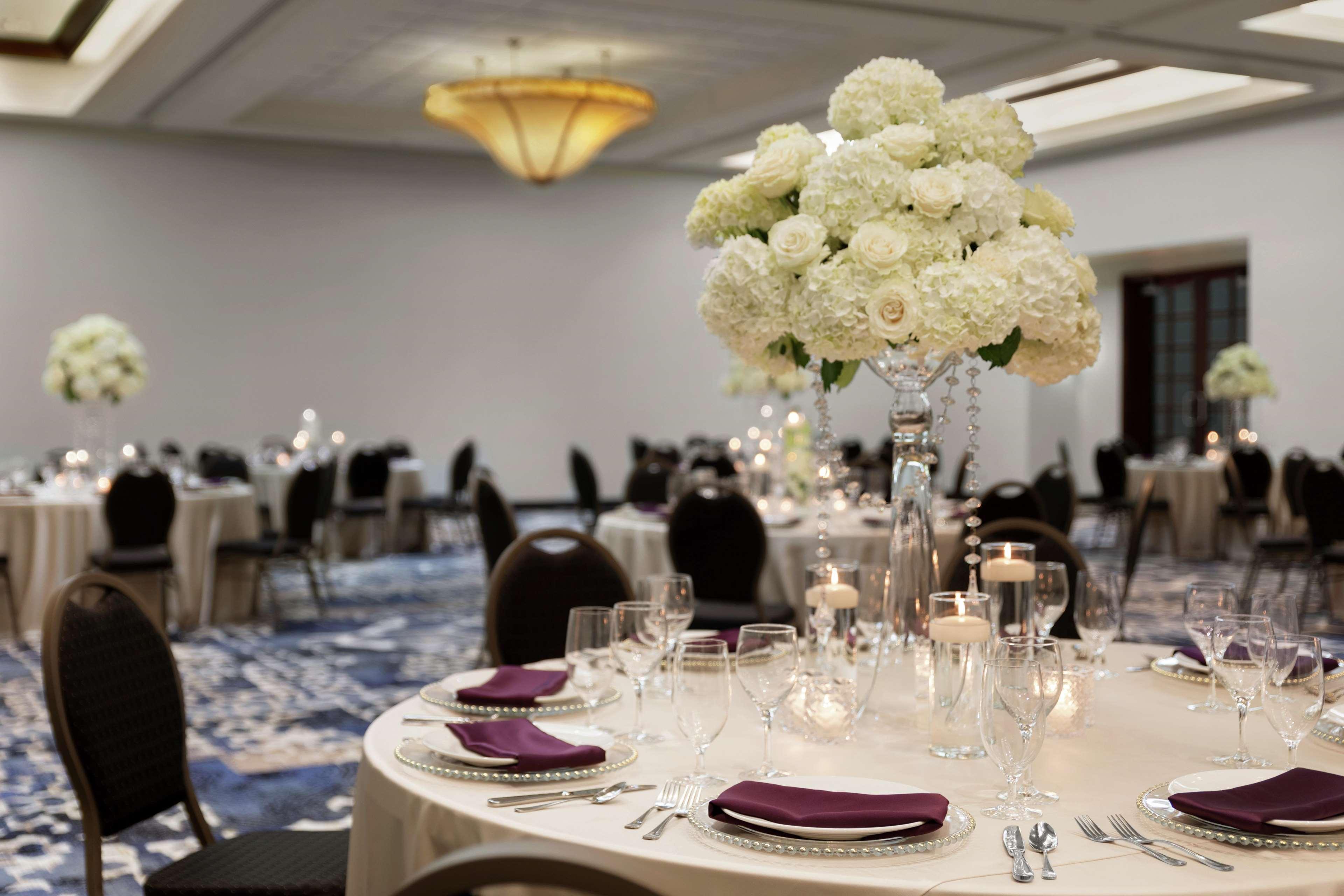 Doubletree By Hilton South Charlotte Tyvola Hotel Bagian luar foto