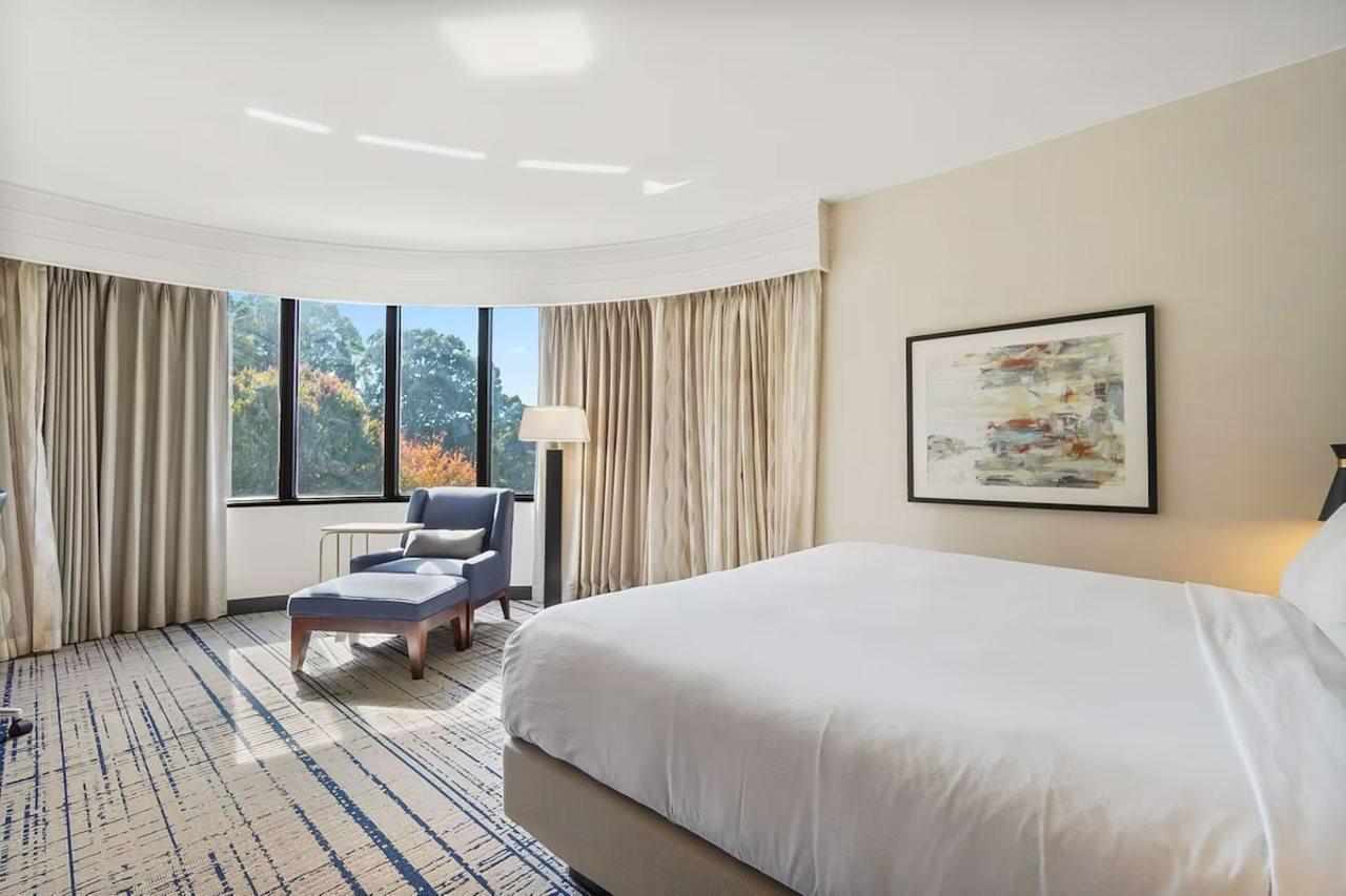 Doubletree By Hilton South Charlotte Tyvola Hotel Bagian luar foto