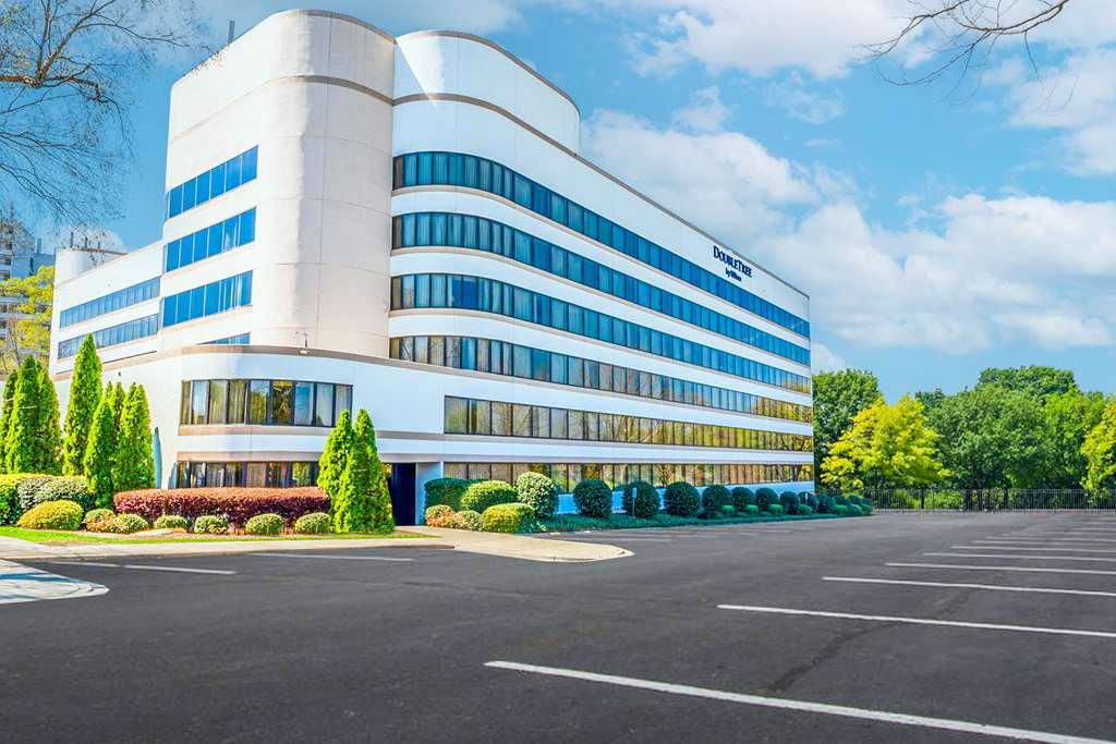 Doubletree By Hilton South Charlotte Tyvola Hotel Bagian luar foto