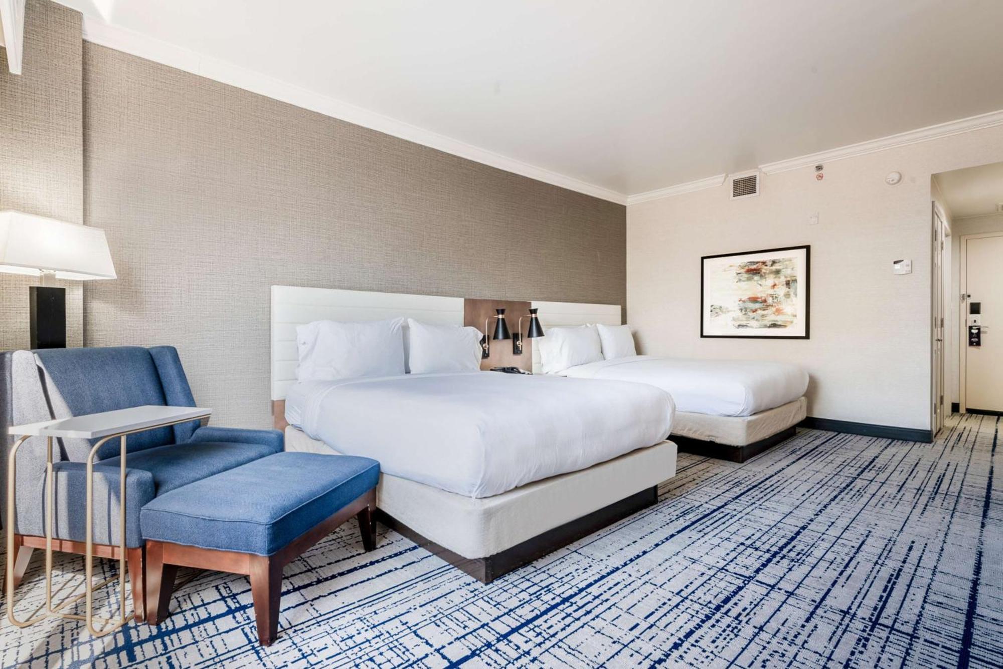 Doubletree By Hilton South Charlotte Tyvola Hotel Bagian luar foto